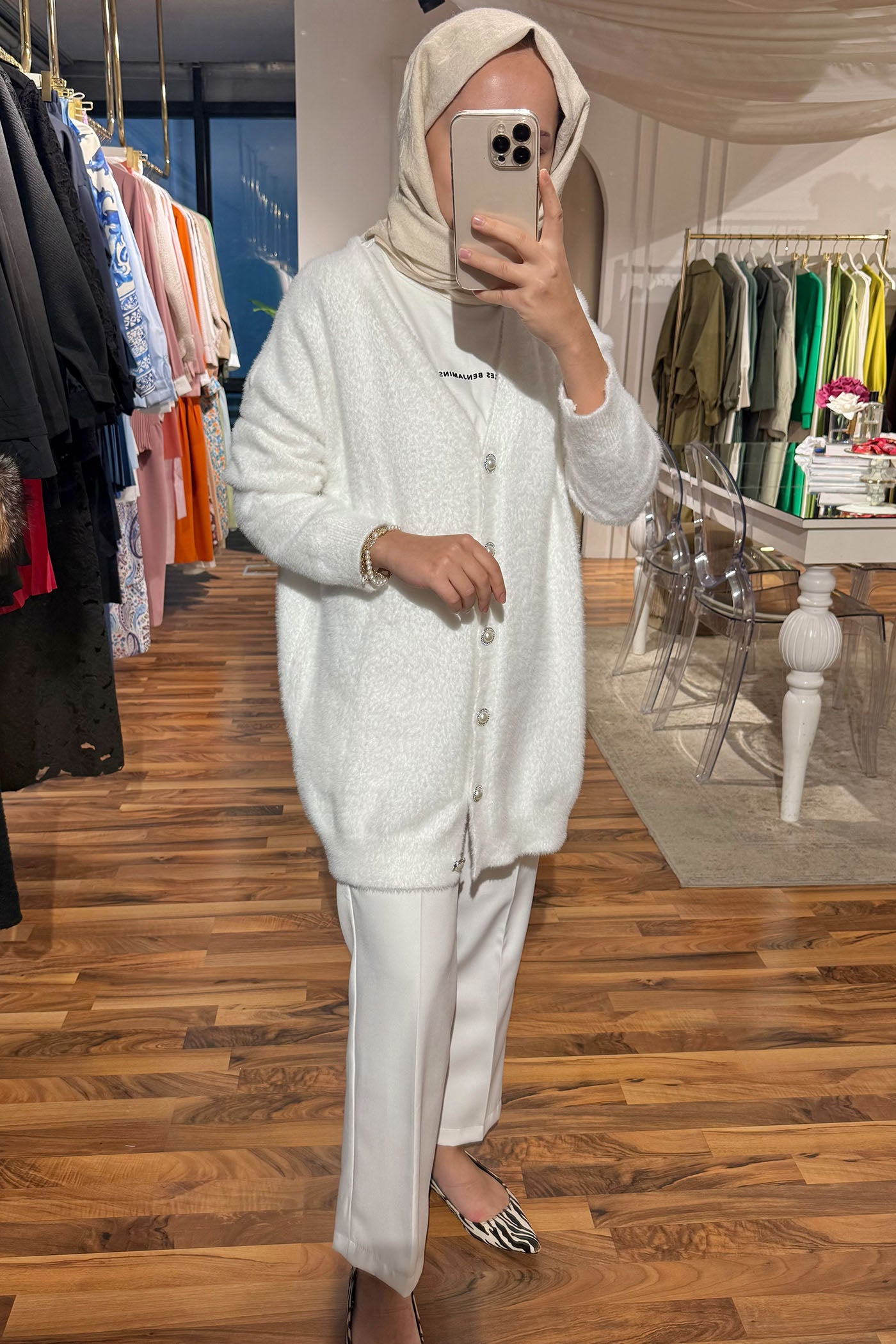 Yumoş Hırka - Ekru